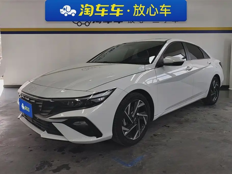 Hyundai Elantra