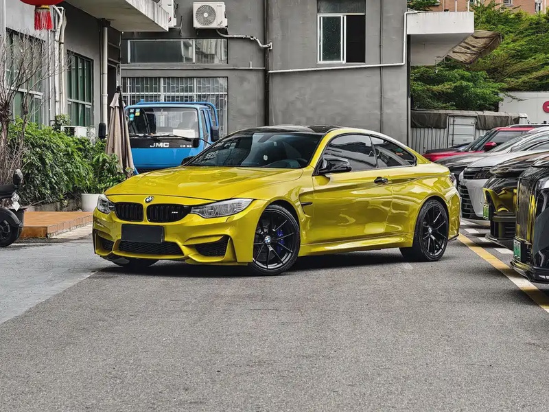 BMW M4