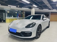 Porsche Panamera 2022