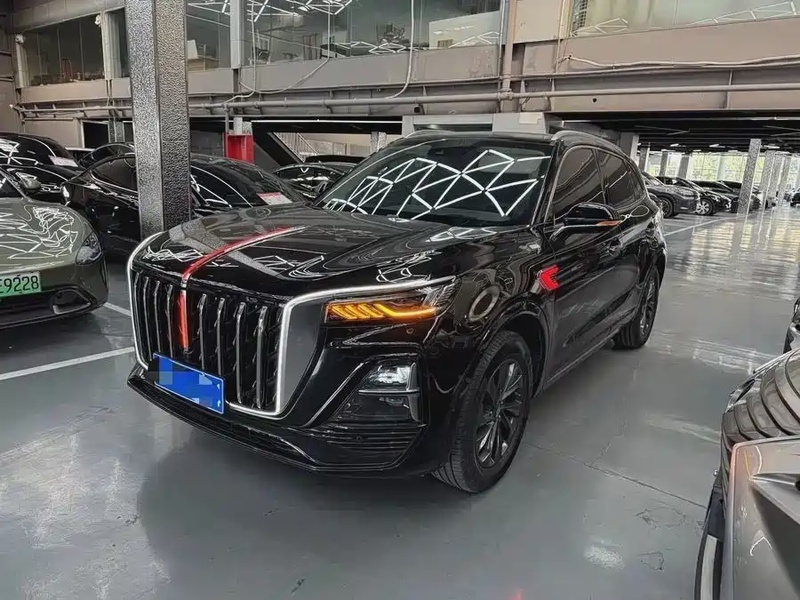 Hongqi HS5