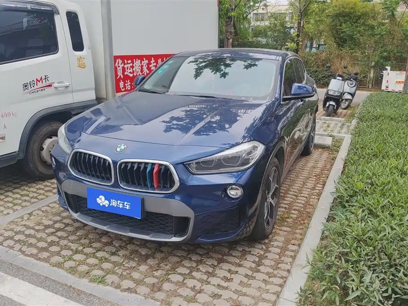 BMW X2