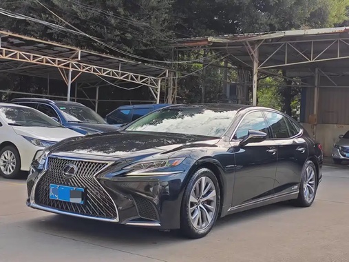 Lexus LS 2019
