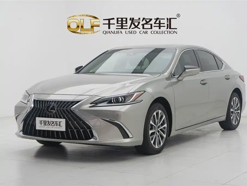 Lexus ES 2024