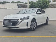 Nissan Teana 2023
