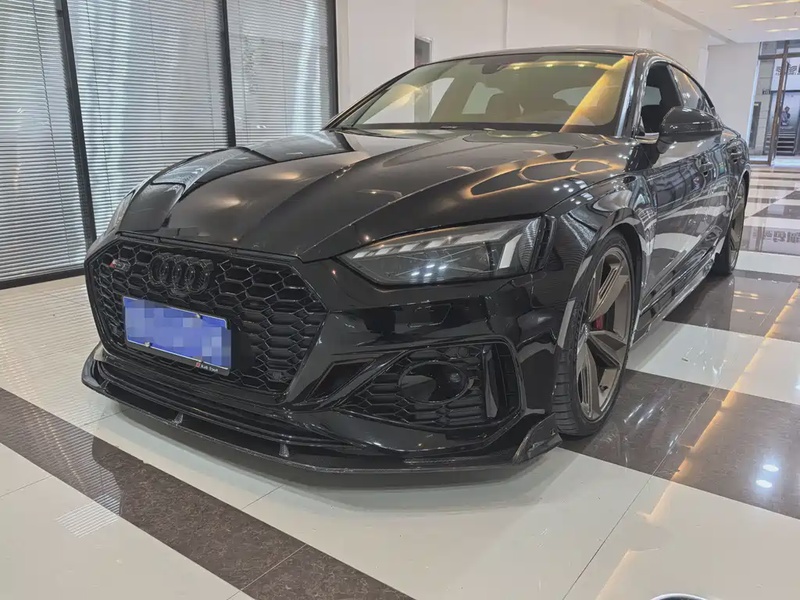 Audi RS5