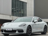 Porsche Panamera 2018