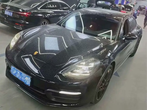 Porsche Panamera 2023