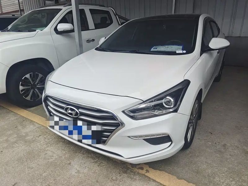 Hyundai Mistra