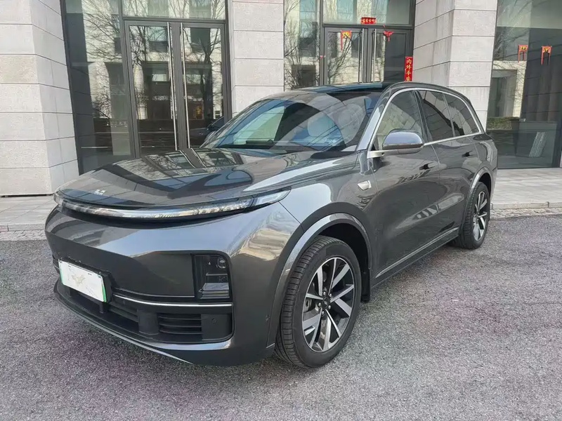 Li Auto L8