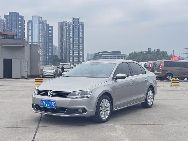 Volkswagen Sagitar