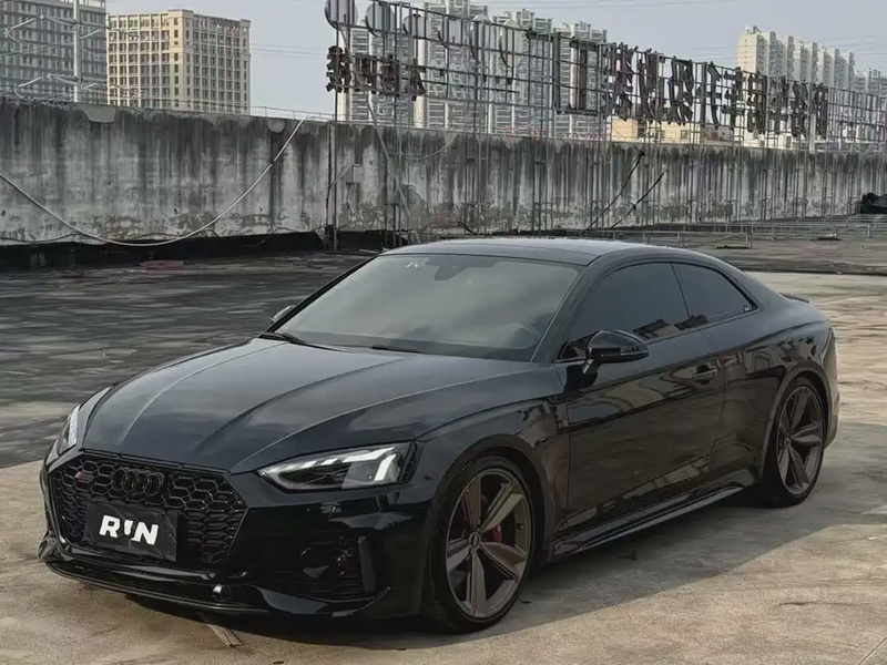 Audi RS5