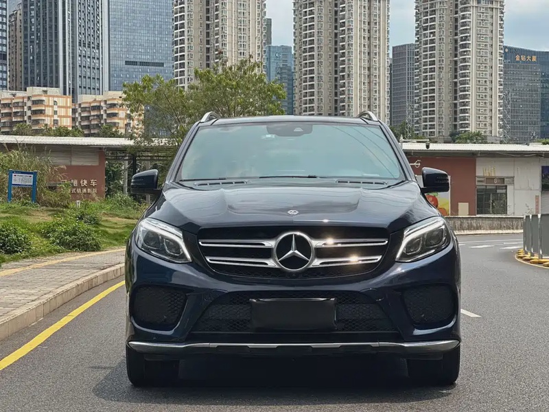 Mercedes-Benz GLE-Class