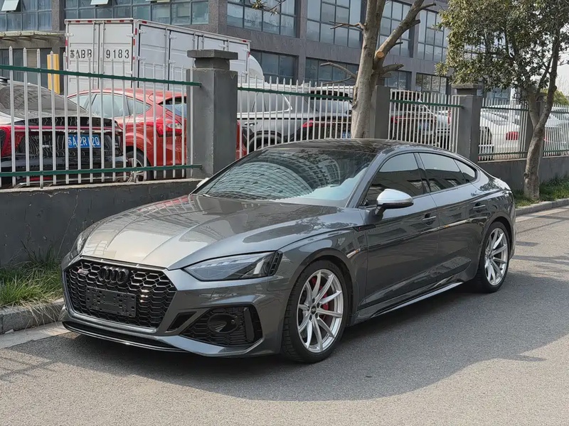 Audi RS5