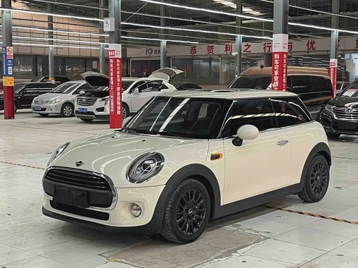 MINI Other 2019