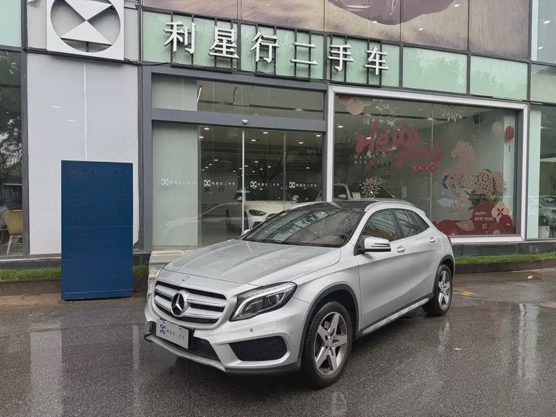 Mercedes-Benz GLA-Class