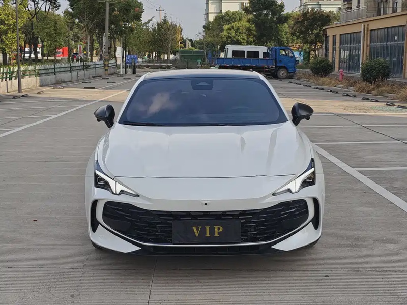 MG MG7
