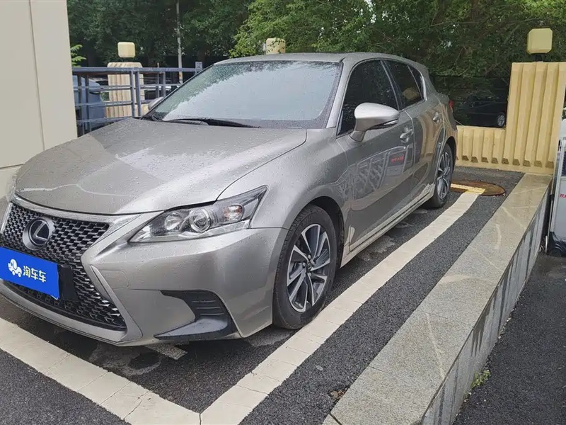 Lexus CT