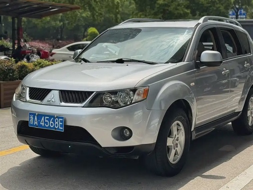Mitsubishi Outlander 2009