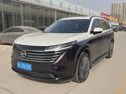 Nissan Teramont 2024