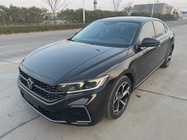 Volkswagen Passat 2023