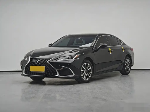 Lexus ES 2024