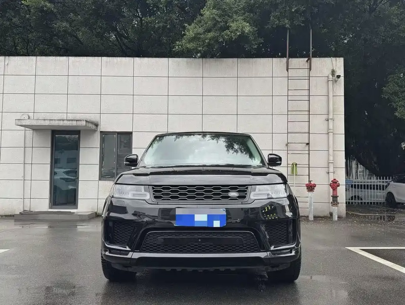 Land Rover Sport