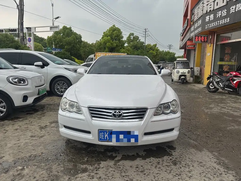 Toyota Reiz