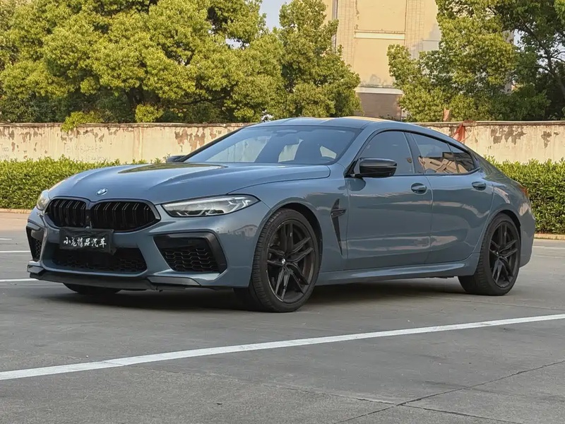 BMW M8