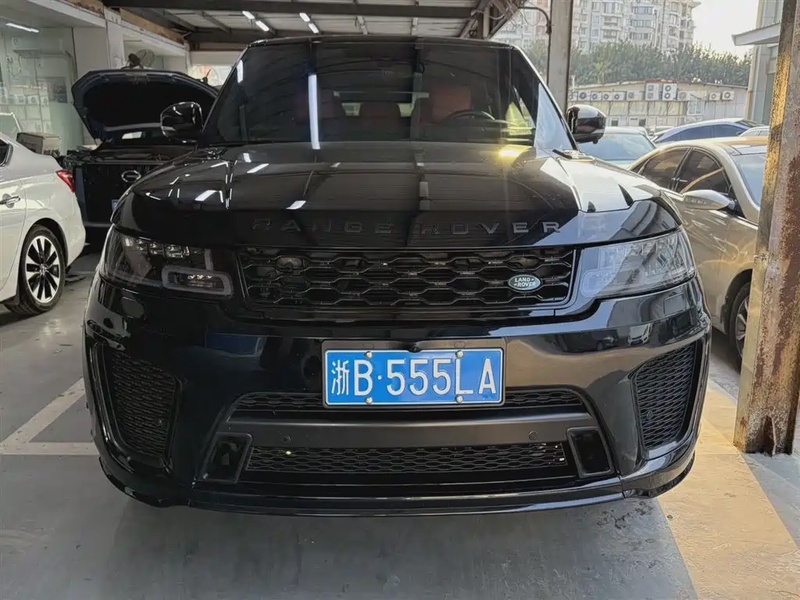 Land Rover Sport