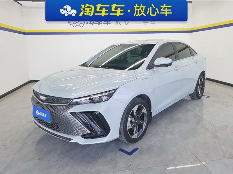 Geely L HiP