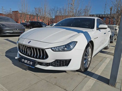 Maserati Ghibli 2021
