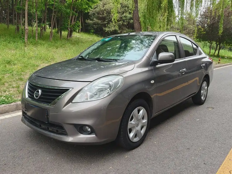 Nissan Sunny