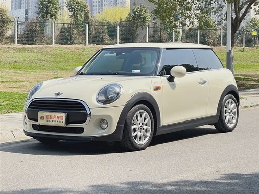 MINI Other 2019