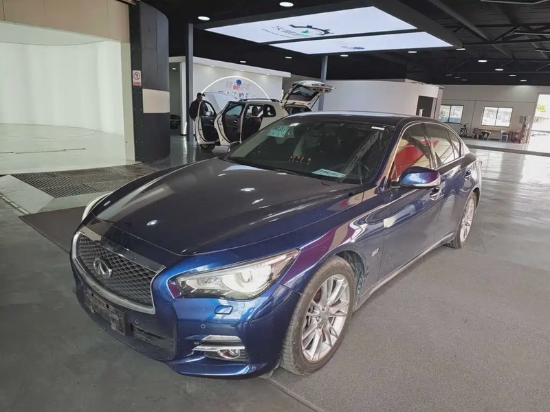 Infiniti Q50