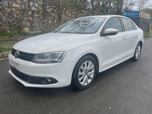 Volkswagen Sagitar 2013