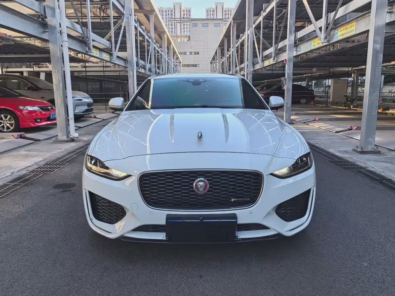 Jaguar XEL