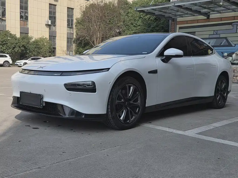 XPeng P7
