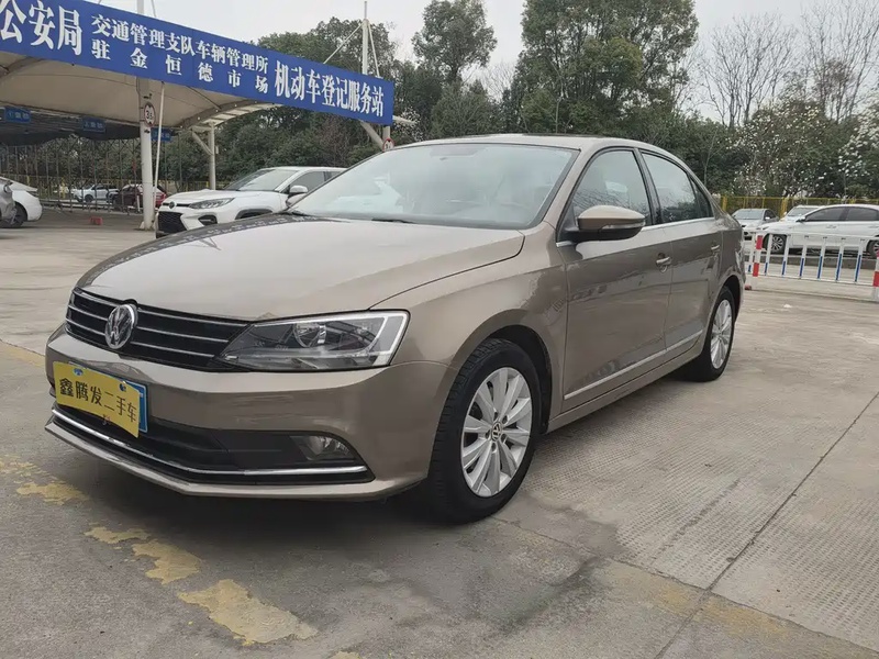 Volkswagen Sagitar