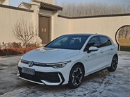 Volkswagen Golf 2025