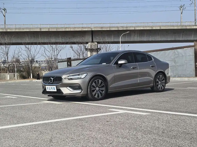 Volvo S60