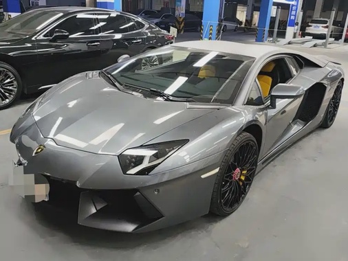 Lamborghini Aventador 2016