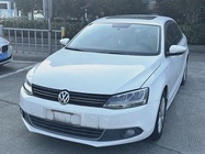 Volkswagen Sagitar 2015