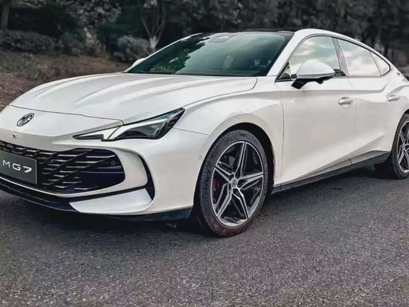 MG MG7
