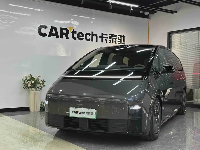 Li Auto MEGA