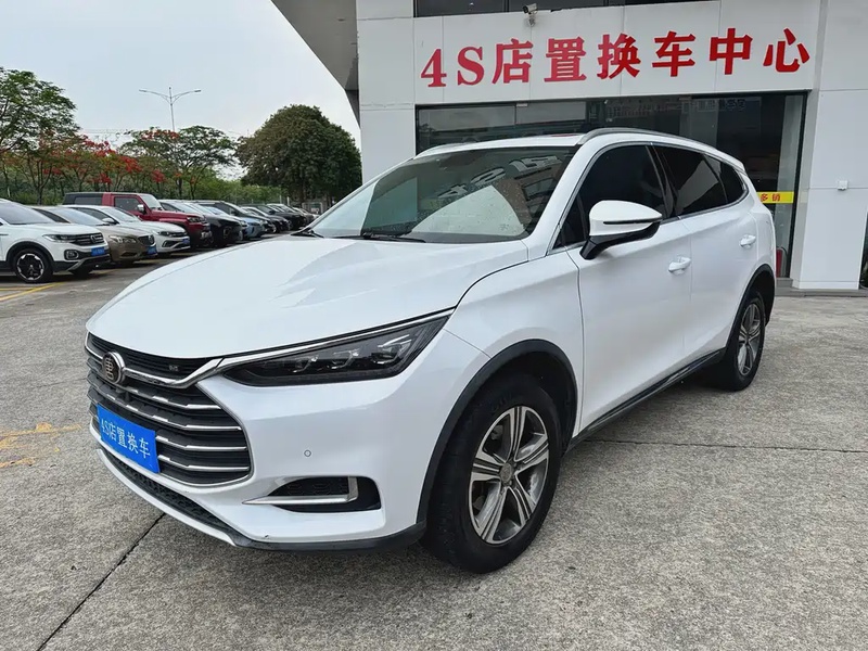 BYD Tang