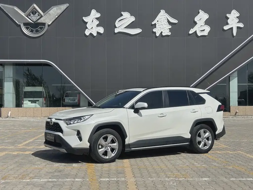 Toyota RAV4 2021