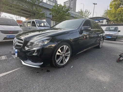 Mercedes-Benz E-Class 2015