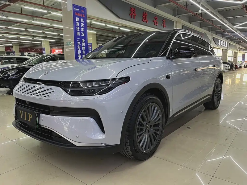 Leapmotor C11