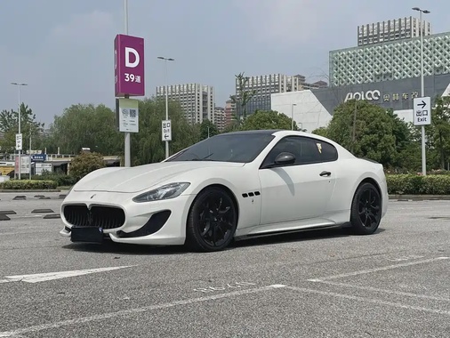 Maserati GranTurismo 2014