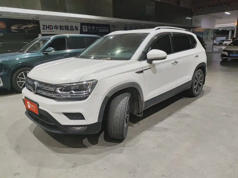 Volkswagen Tharu